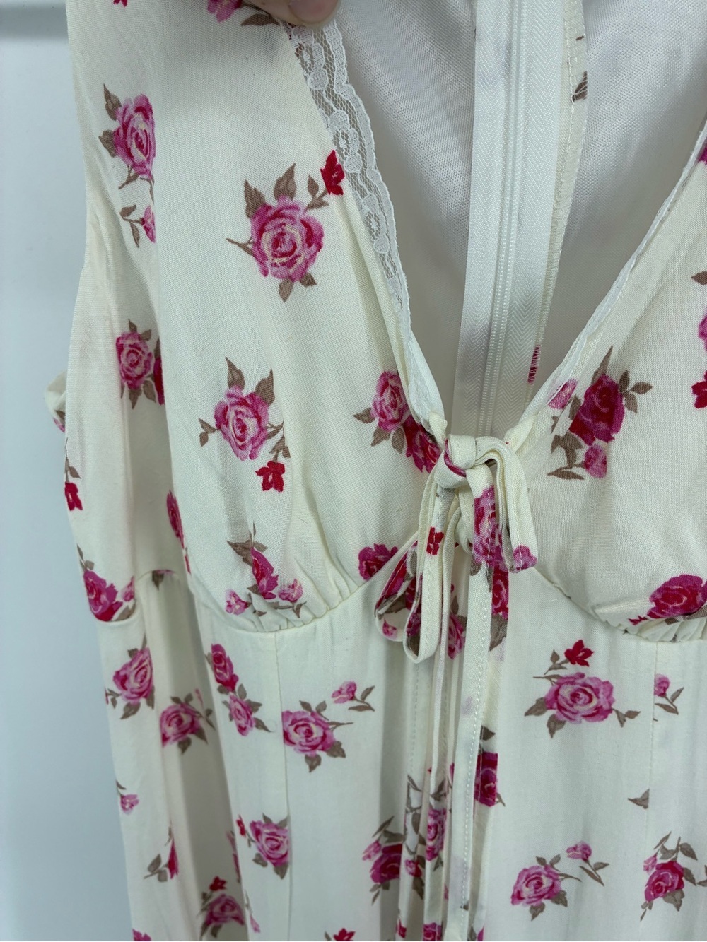 Floral Tie-Front Maxi Dress in White with Pink Roses Cottagecore - Picture 8 of 14